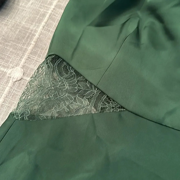 Sachin + Babi Green Midi Dress - Picture 9 of 9